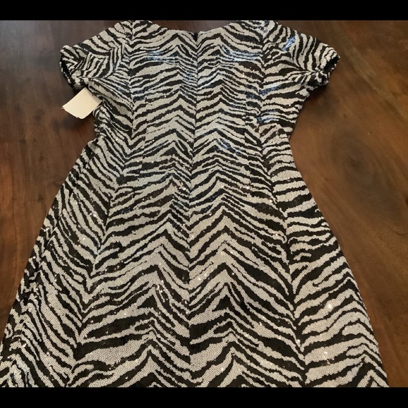 LPA zebra print sequin dress size M - Picture 3 of 4